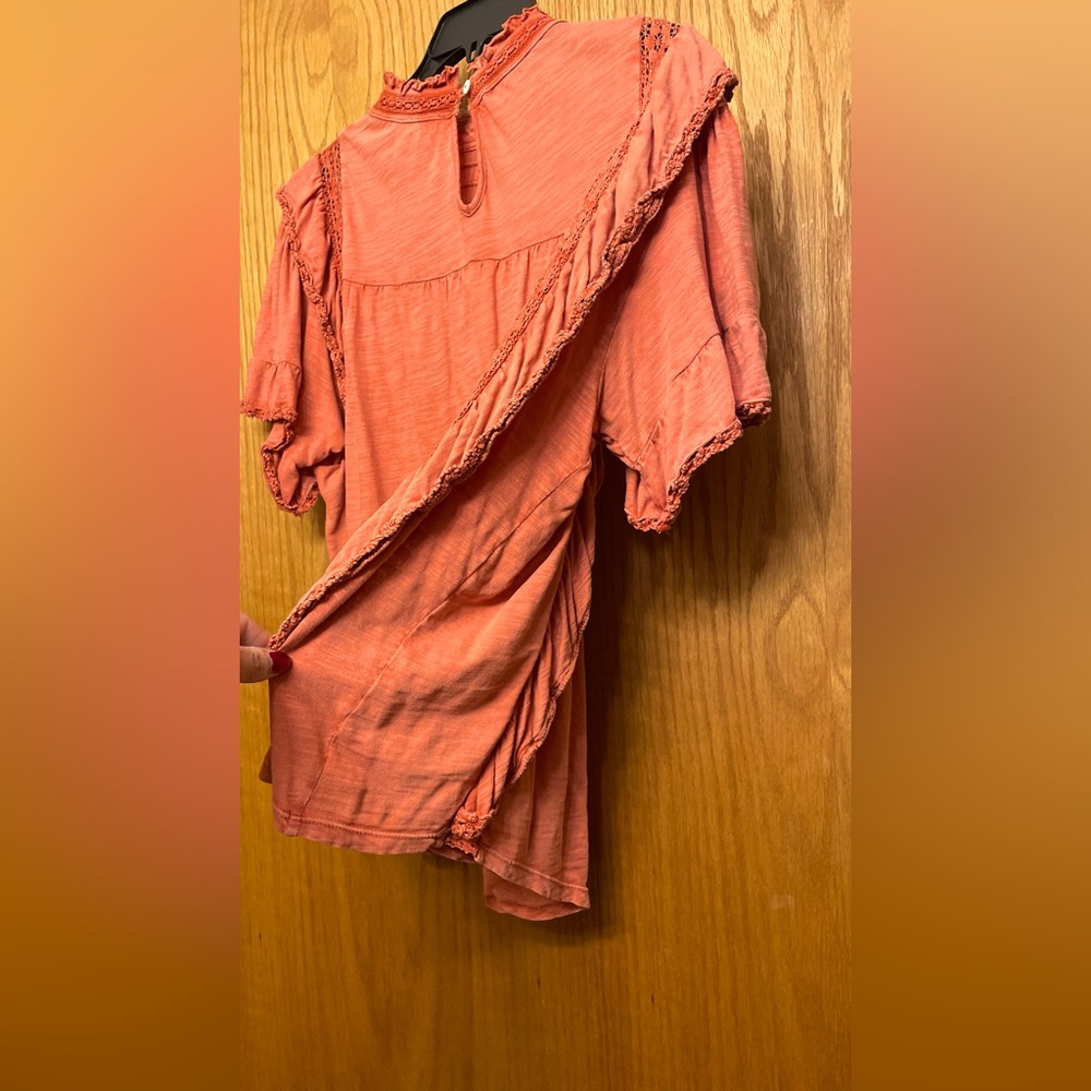 Short Sleeve Shirt By Free People. Size Large. Lots Of Details (see pics)